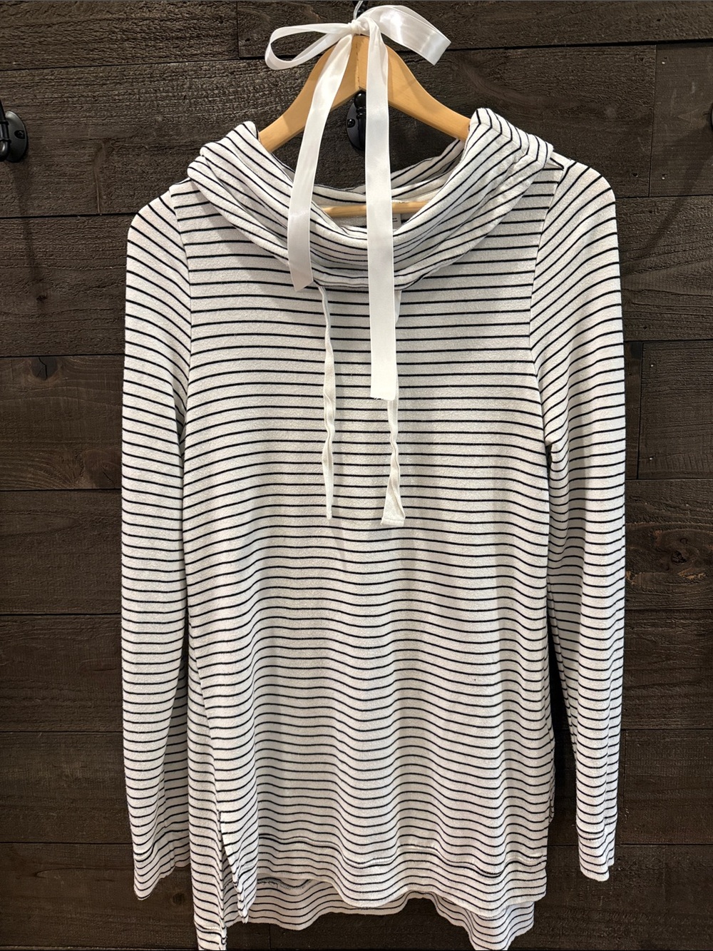 Striped White & Black Cowl Neck Long-Sleeve tunic Top